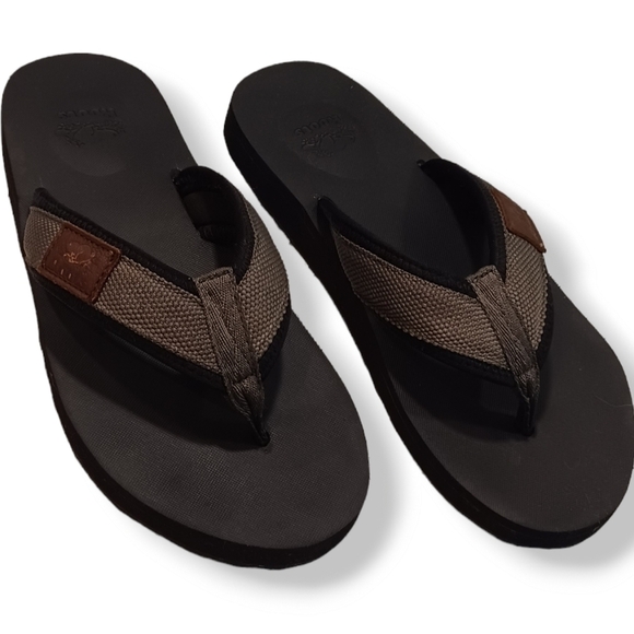 Roots flip flops / flats / sandals - Picture 2 of 9